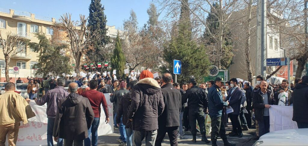 كۆبوونه‌وه‌ی كرێكارانی ئه‌ركان سالس له‌ شیركه‌تی مللی حه‌فاری ئێران