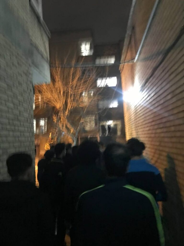 ناڕزایه‌تی خوێندكارانی زانكۆی عه‌لامه‌ی ته‌باته‌بایی له‌ تاران