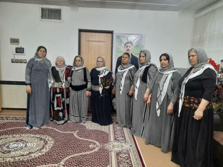 پشتیوانی دایكانی دادخوازی كوردستان له بنهماڵهی چوار بهندكراوی سیاسی لهسێدارهدراو