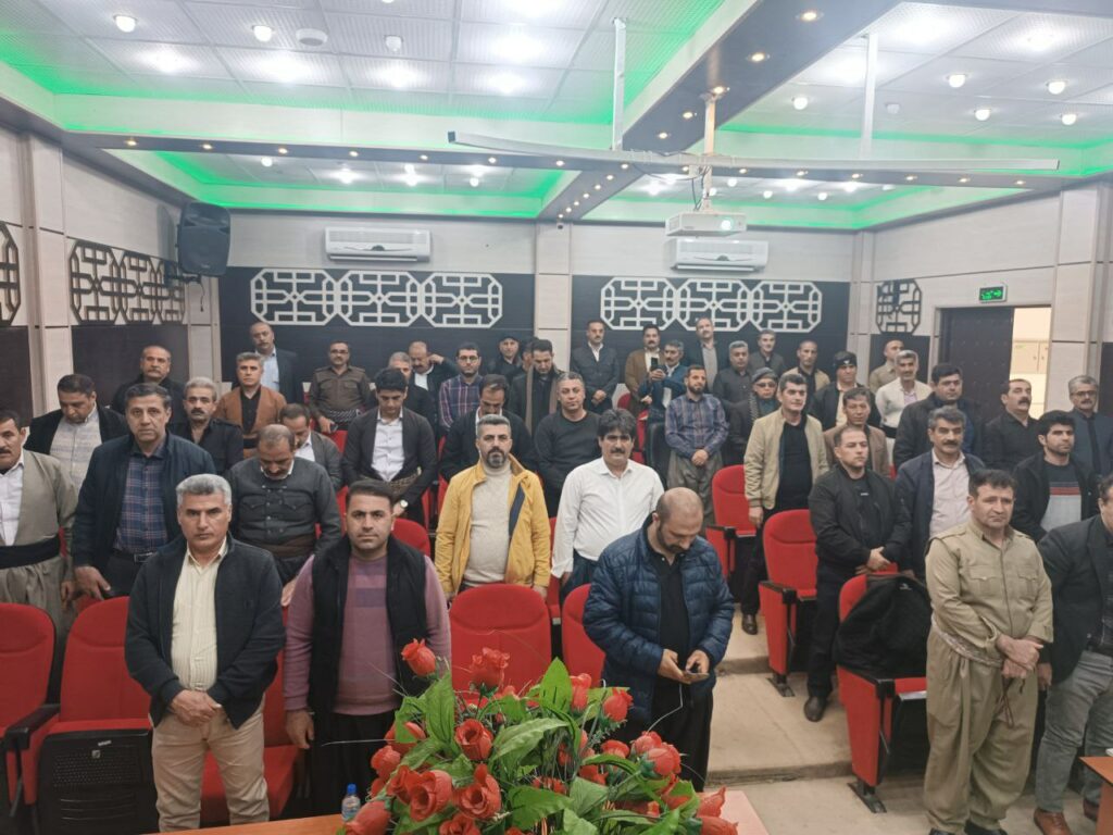 به‌ڕێوه‌چوونی سمیناری ئه‌نجومه‌نی كرێكارانی ساختمانی كوردستان له‌ مه‌ریوان