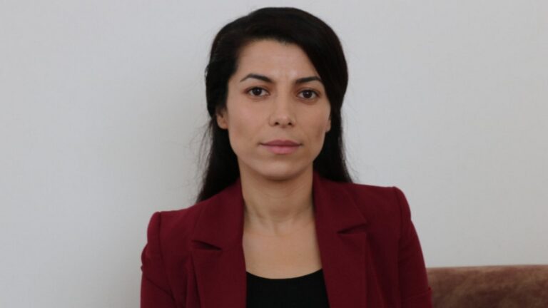 مانگرتنی به‌ندكراوانی سیاسی زیندانی ڕه‌شت بۆ پشتیوانی له‌ وریشه مورادی