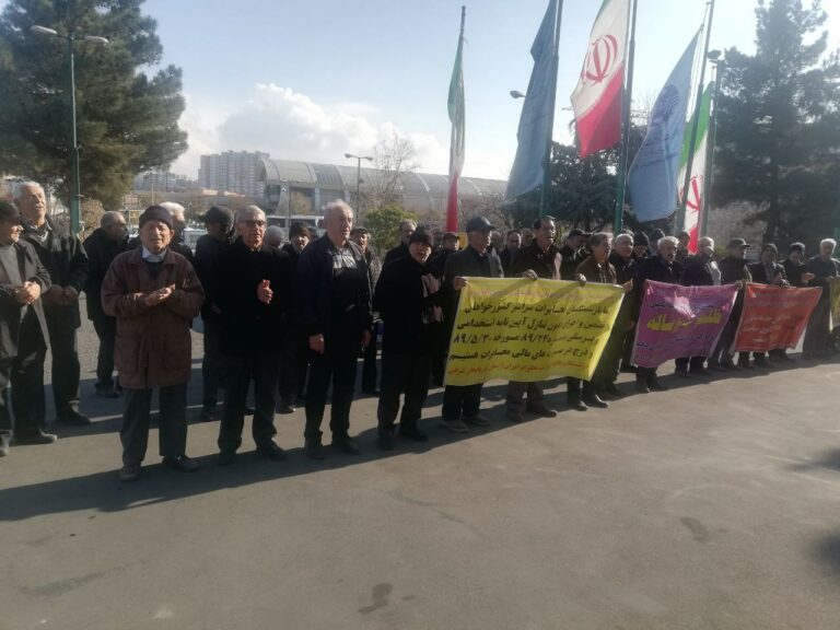 كۆبوونه‌وه‌ی خانه‌نشینكراوانی موخابرات له‌ شاره‌كانی كوردستان و ئێران