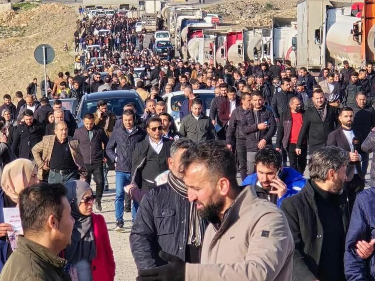 خۆپێشاندانی مامۆستایانی باشووری كوردستان به‌ره‌و هه‌ولێر