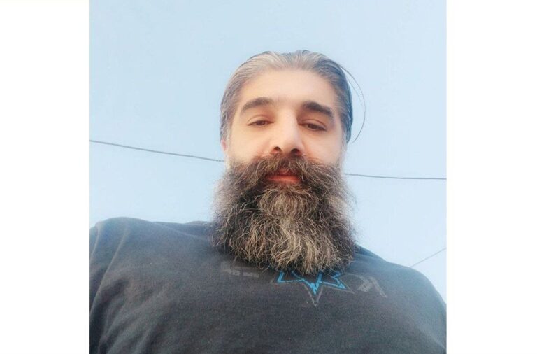 مانگرتن له‌ خواردنی ئیبراهیم محه‌ممه‌دی له‌ زیندانی سنه‌