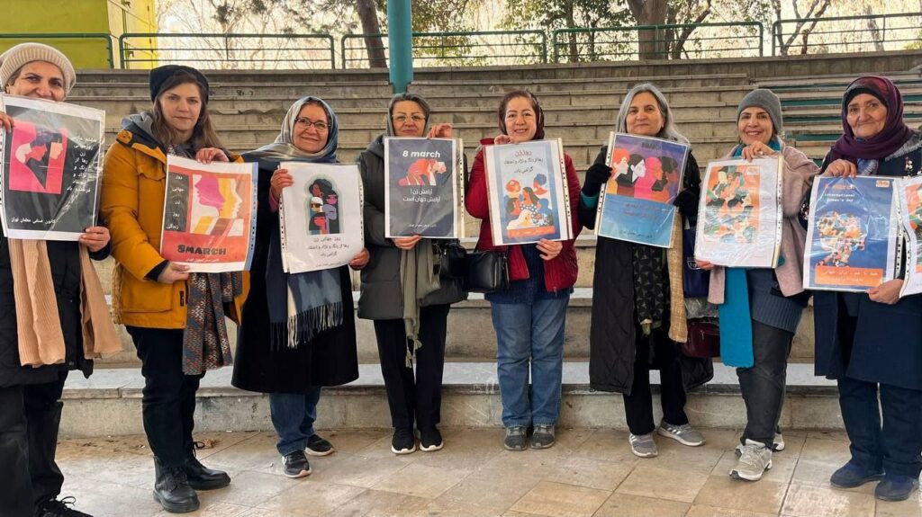 به‌رزڕاگرتنی ٨ی مارس له‌لایه‌ن چالاكانی كرێكاری و فه‌رهه‌نگی له‌ تاران