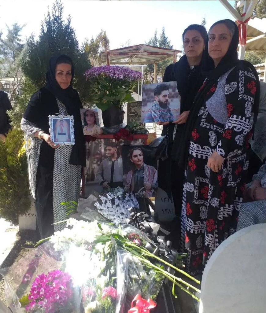 به‌ڕێوه‌چوونی مه‌راسیمی دووهه‌مین ساڵڕۆژی گیانبه‌ختكردنی ئاریان خوشگه‌وار له‌ سنه‌