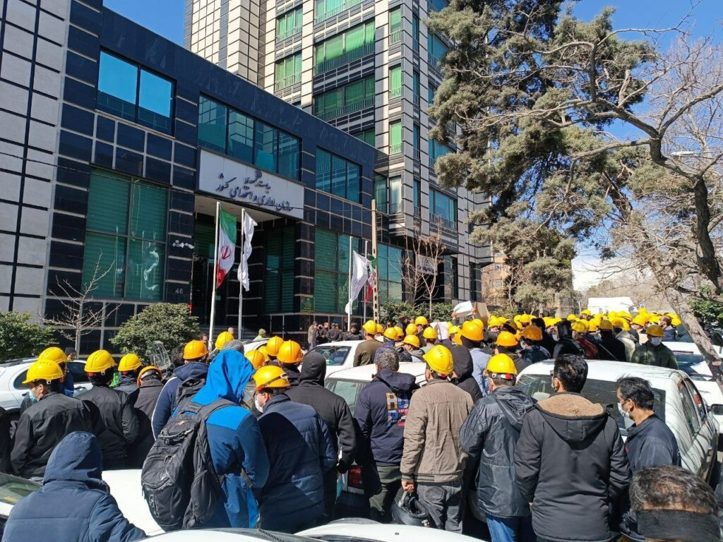 كۆبوونه‌وه‌ی كرێكارانی په‌یمانی شاغڵ له‌ شیركه‌تی به‌رق
