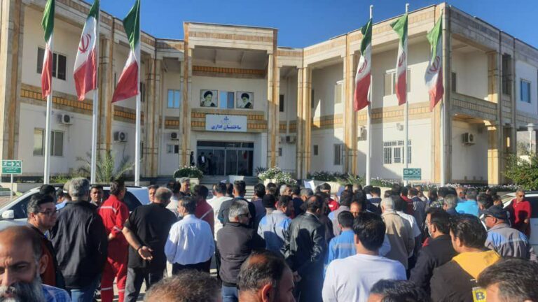مانگرتنی كرێكارانی په‌یمانی له‌ ناوچه‌ی عه‌مه‌لیاتی پارسیانی لامه‌رد