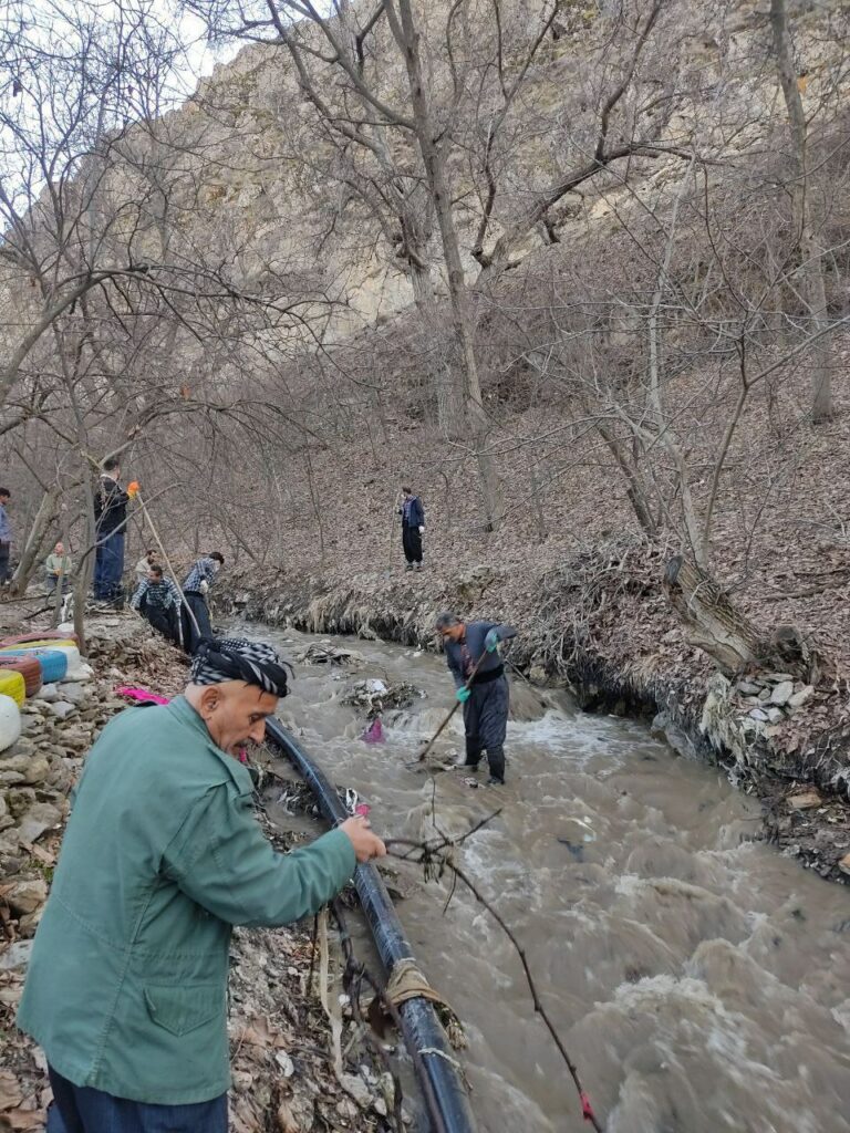 چالاكی دانیشتووانی ناوچه‌ی ژاوه‌رۆی سنه‌ بۆ پێشوازی له‌ نه‌ورۆز