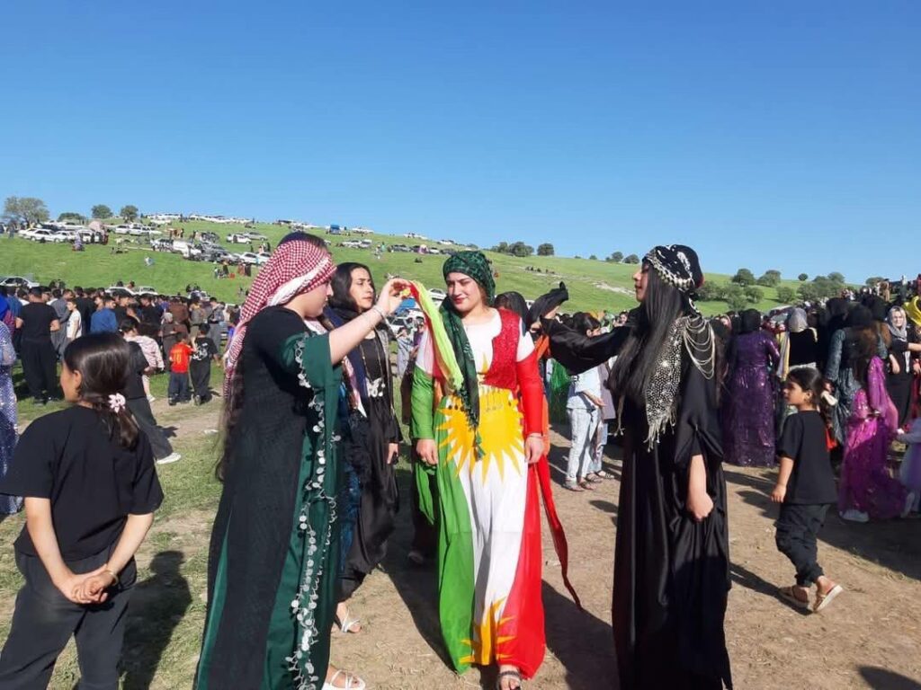 به‌ڕێوه‌چوونی مه‌راسیمی نه‌ورۆز له‌ سه‌لاسی باوه‌جانی
