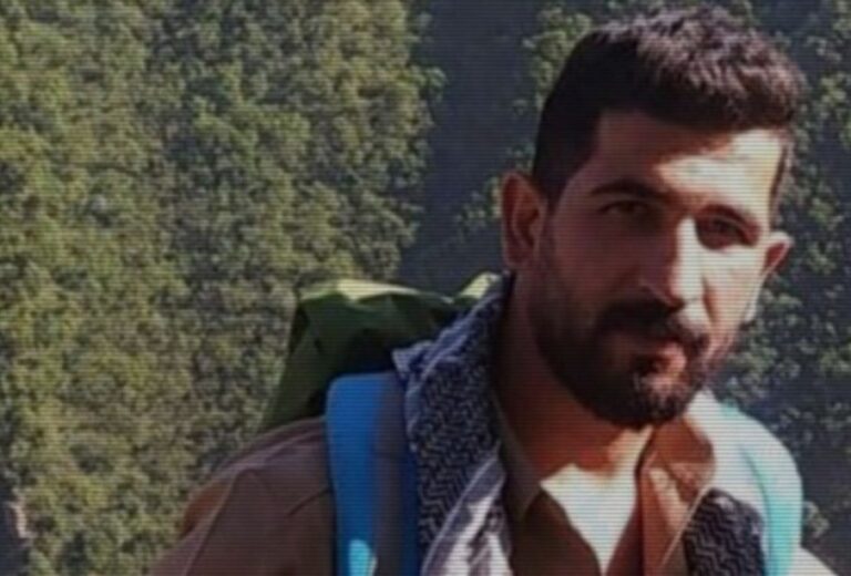 سه‌پاندنی ١٠ مانگ زیندان به‌ سه‌ر ئه‌ندامێكی بنه‌ماڵه‌ دادخوازه‌كانی شاری مه‌هاباد