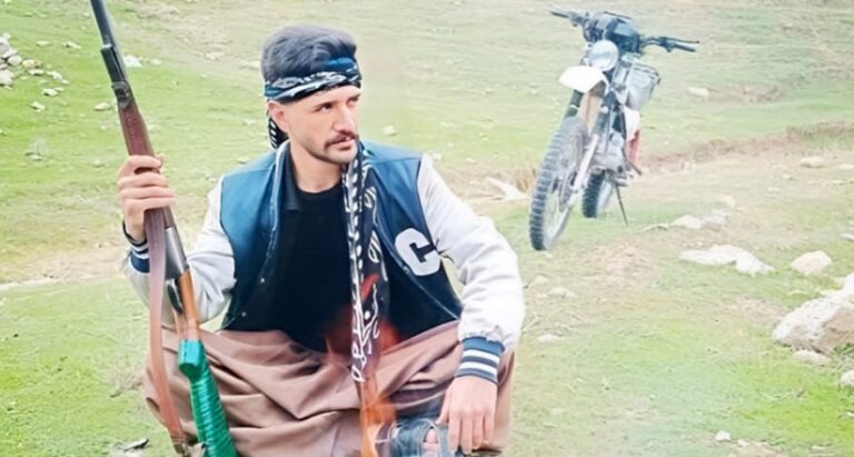 هه‌ڕه‌شه‌ و ده‌ستبه‌سه‌ر كردنی كۆمه‌ڵێكی زۆر له‌ هاووڵاتیان له‌ پارێزگای ئیلام