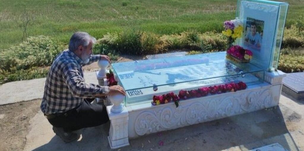 ناڕوونی چارهنووسی عهلی ئادینه زاده له گرتووخانهكانی ئێتڵاعاتی ڕژیم