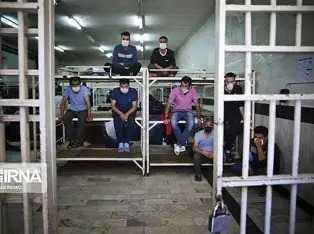 سەپاندنی حوکمی زیندان بەسەر بەندکراوێکی سیاسی ڕاگیراو لە زیندانی تارانی گەورە