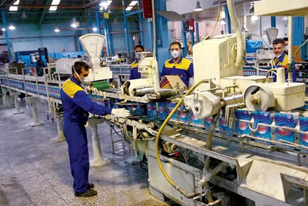 تداوم اعتراض کارگران کارخانه داروگر تهران