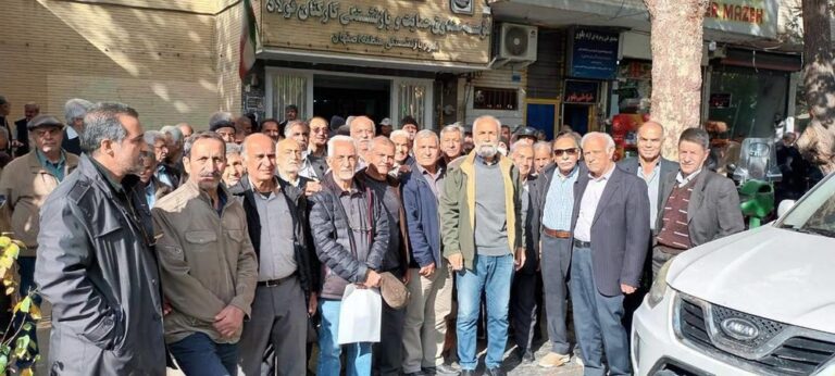 تجمع اعتراضی بازنشستگان صنایع فولاد