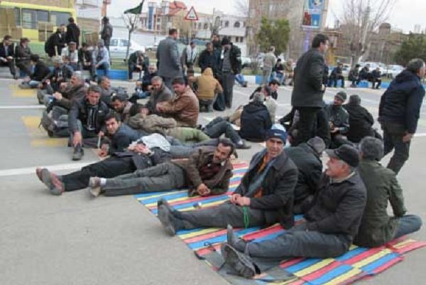 تداوم اعتصاب کارگران کاشی در تبریز