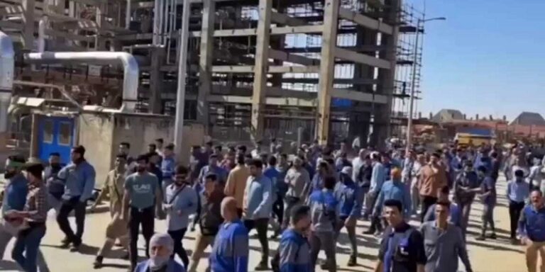 تداوم نارضایتی کارگران پروژه ای پتروشیمی کنگان و عسلویه