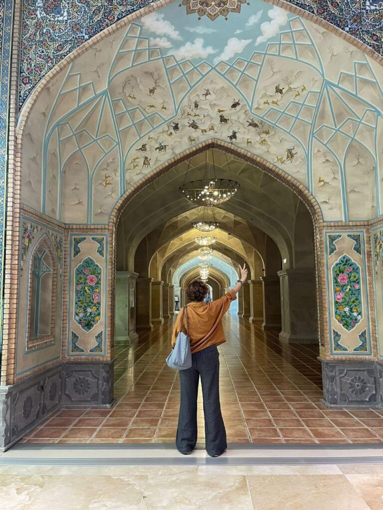 مبارزه گسترده زنان و دختران ایران علیه حجاب اجباری