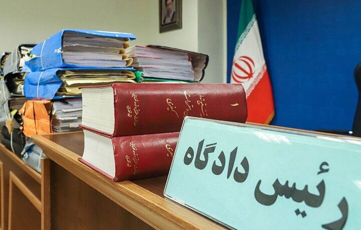 احضار نرگس ملک زاده فعال صنفی به دادگاه