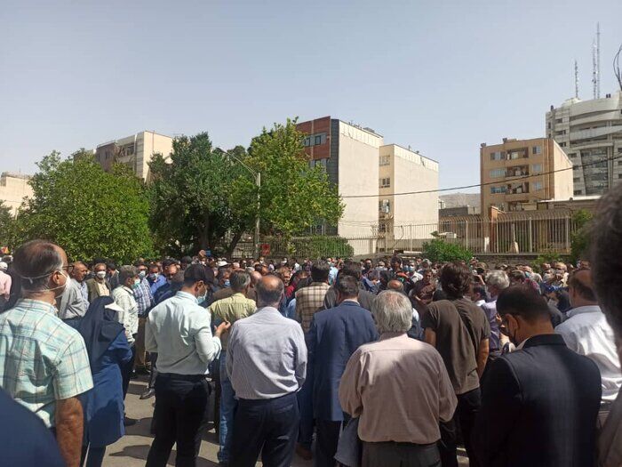 اعتراض کارگران پیمانکاری اخراج شده از شرکت مخابرات خوزستان