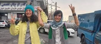 اعتراض انجمن روزنامه‌نگاران آلمان به احضار نیلوفر حامدی و الهه محمدی
