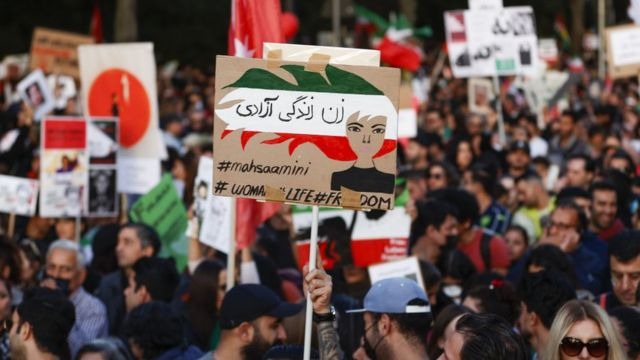 تظاهرات ایرانیان آزادیخواه ساکن استکهلم به مناسبت روز جهانی حقوق بشر