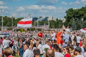 تظاهرات وابستگان به اپوزیسیون بلاروس در تبعید علیه لوکاشنکو