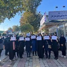 ادامه تجمع اعتراضی پرستاران در رفسنجان