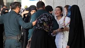 تشدید سرکوب زنان با کنترل الکترونیک و ماموران لباس شخصی