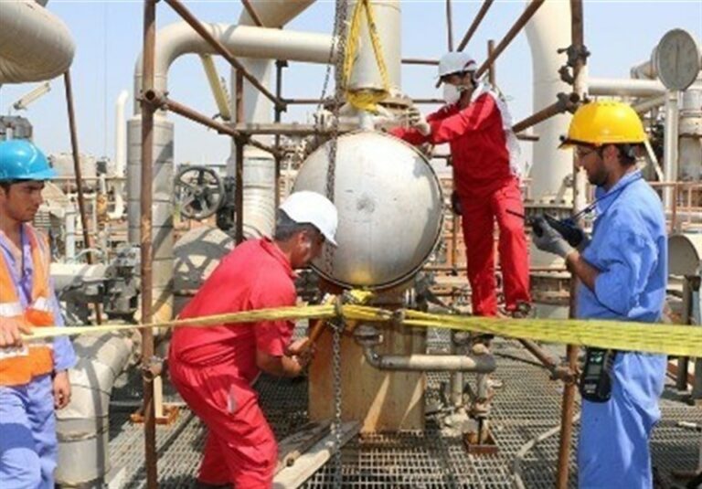 عدم پرداخت دستمزد کارگران پتروشیمی هرسین