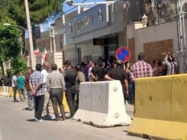 تجمع کارگران پویا نخ ایلام