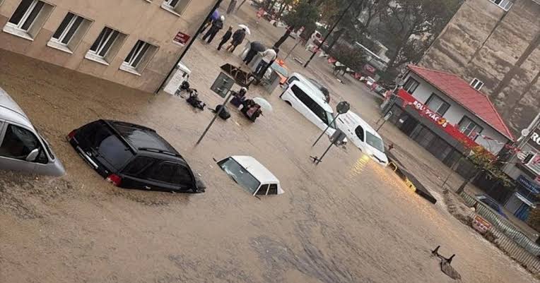 وقوع شدیدترین بارندگی در استانبول و افزایش شمار قربانیان